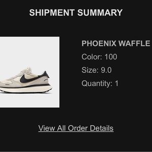 Phoenix waffle, size 9 women’s.